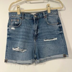 Zara women’s Bermuda jean shorts, size 8.